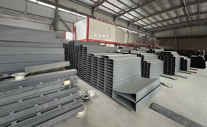 白银桥架厂如何解决你的电缆管理难题？