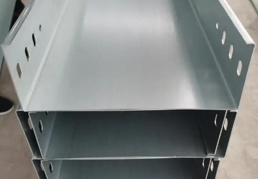 白银生产电缆桥架，哪些设备是关键？