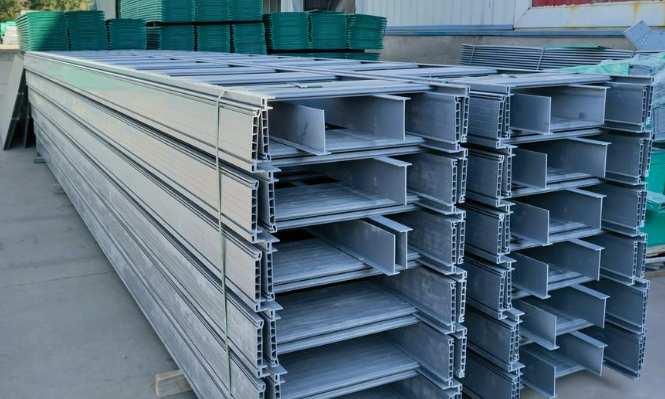 白银防火桥架：不止于阻燃，更在于为逃生救援争取时间！