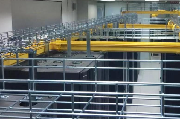 白银哪种类型的电缆桥架适用于数据中心？